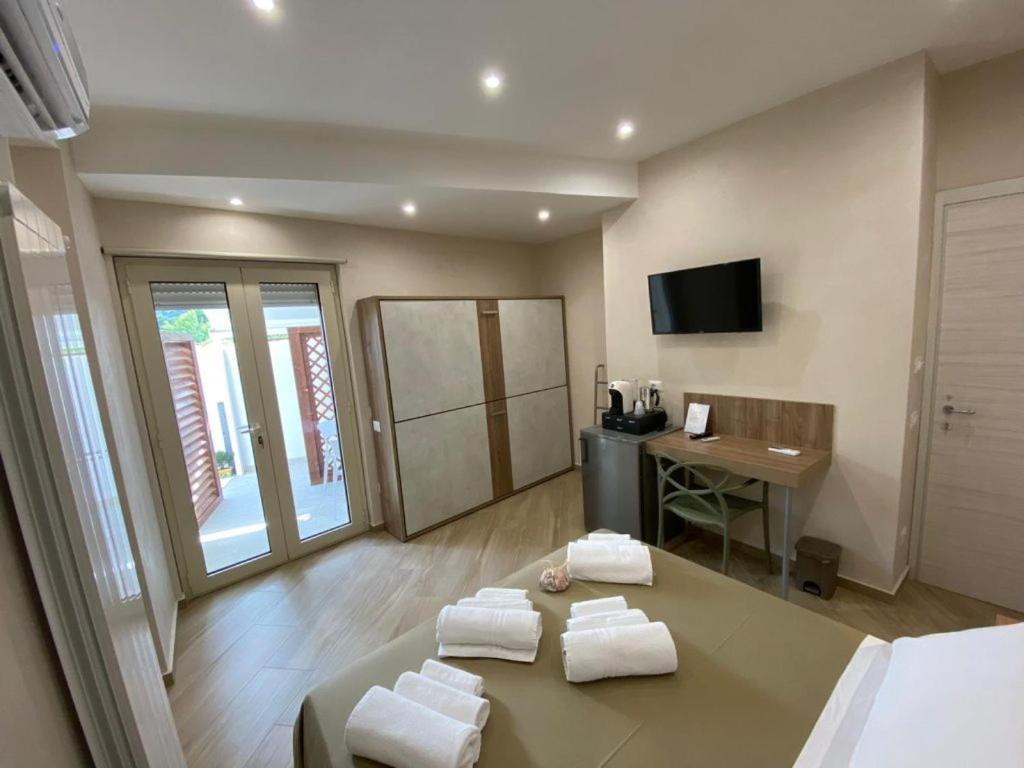 Esperia B&B Оливери Екстериор снимка